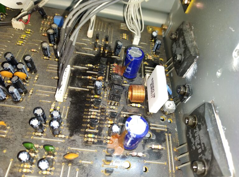 Repairing a power amplifier HK3480