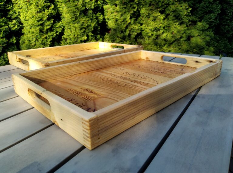 Serving tray from old wine crates and pallets
