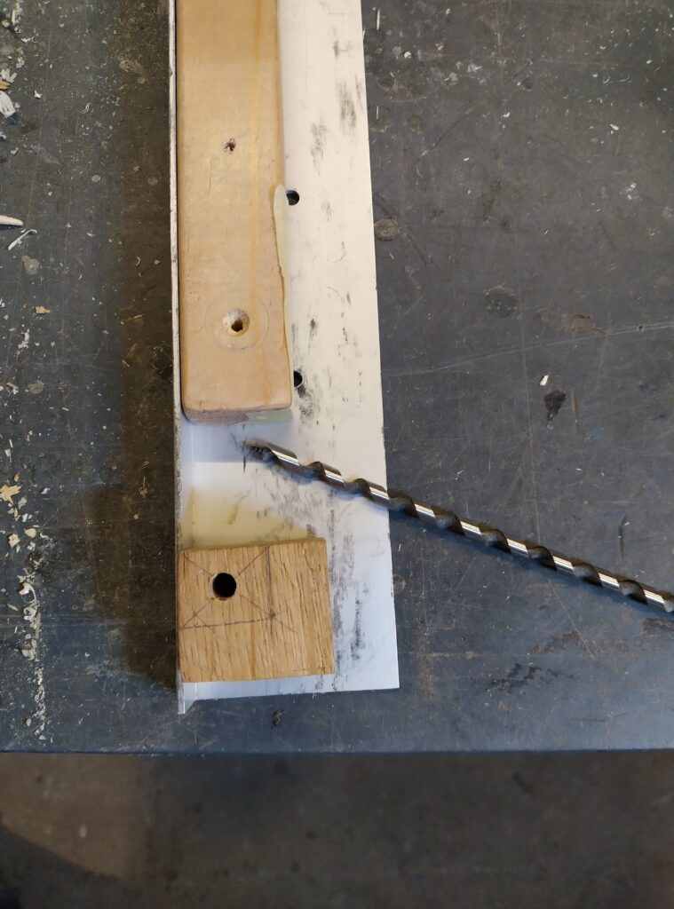 Eoncrafts bedside lamp pilot block